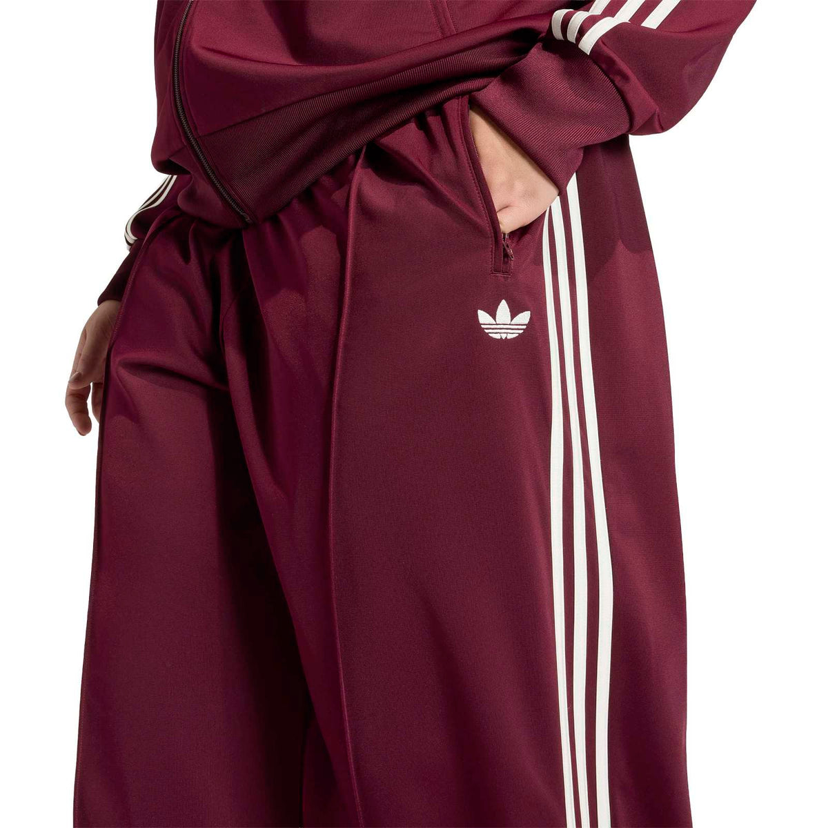 FB Loose Trackpant maroon/off white