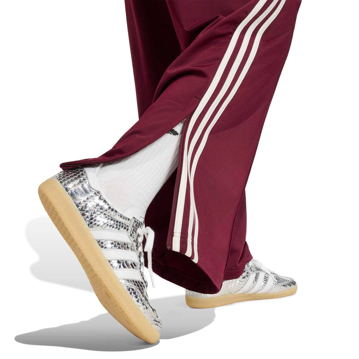 FB Loose Trackpant maroon/off white