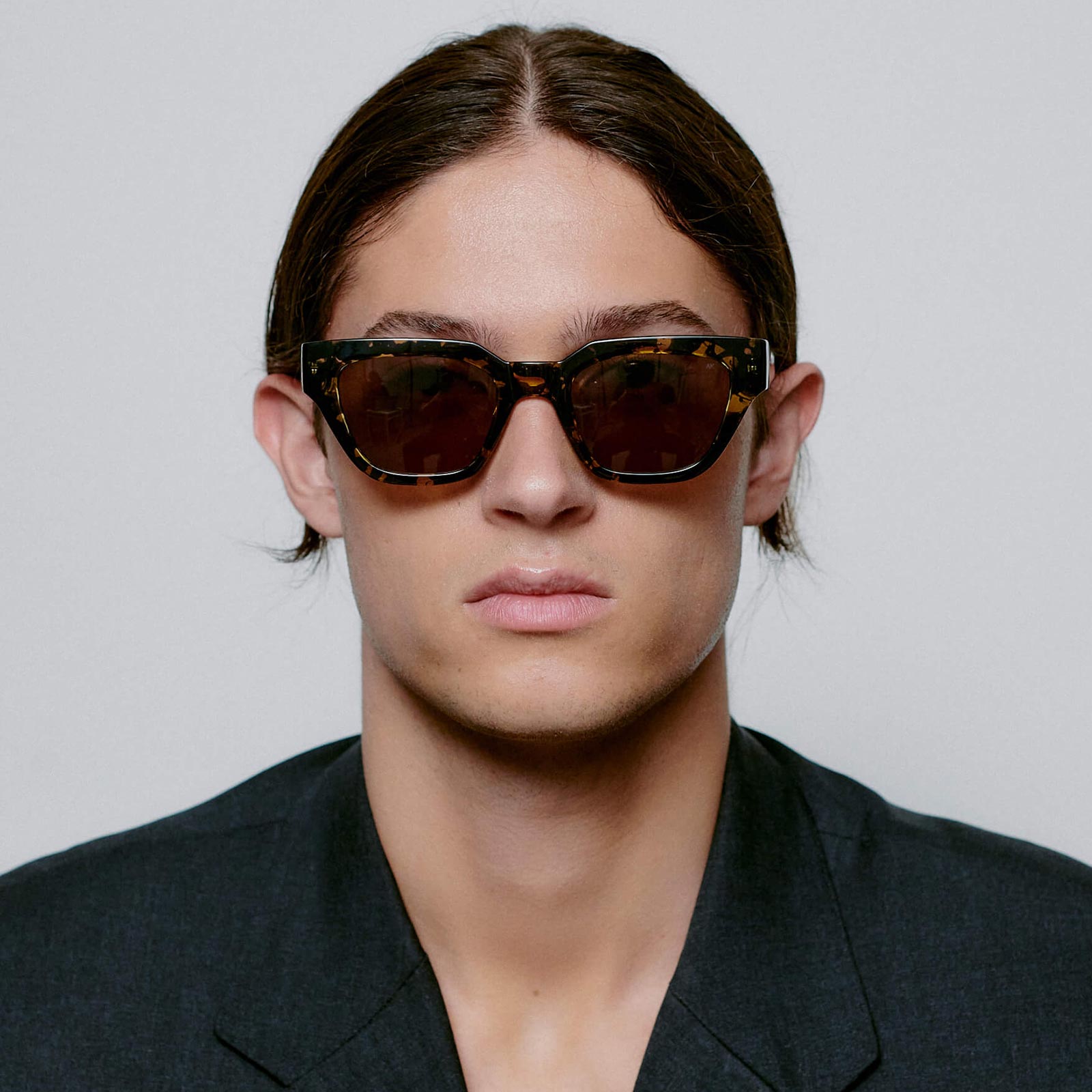 Kaws Sunglasses black/yellow tortoise