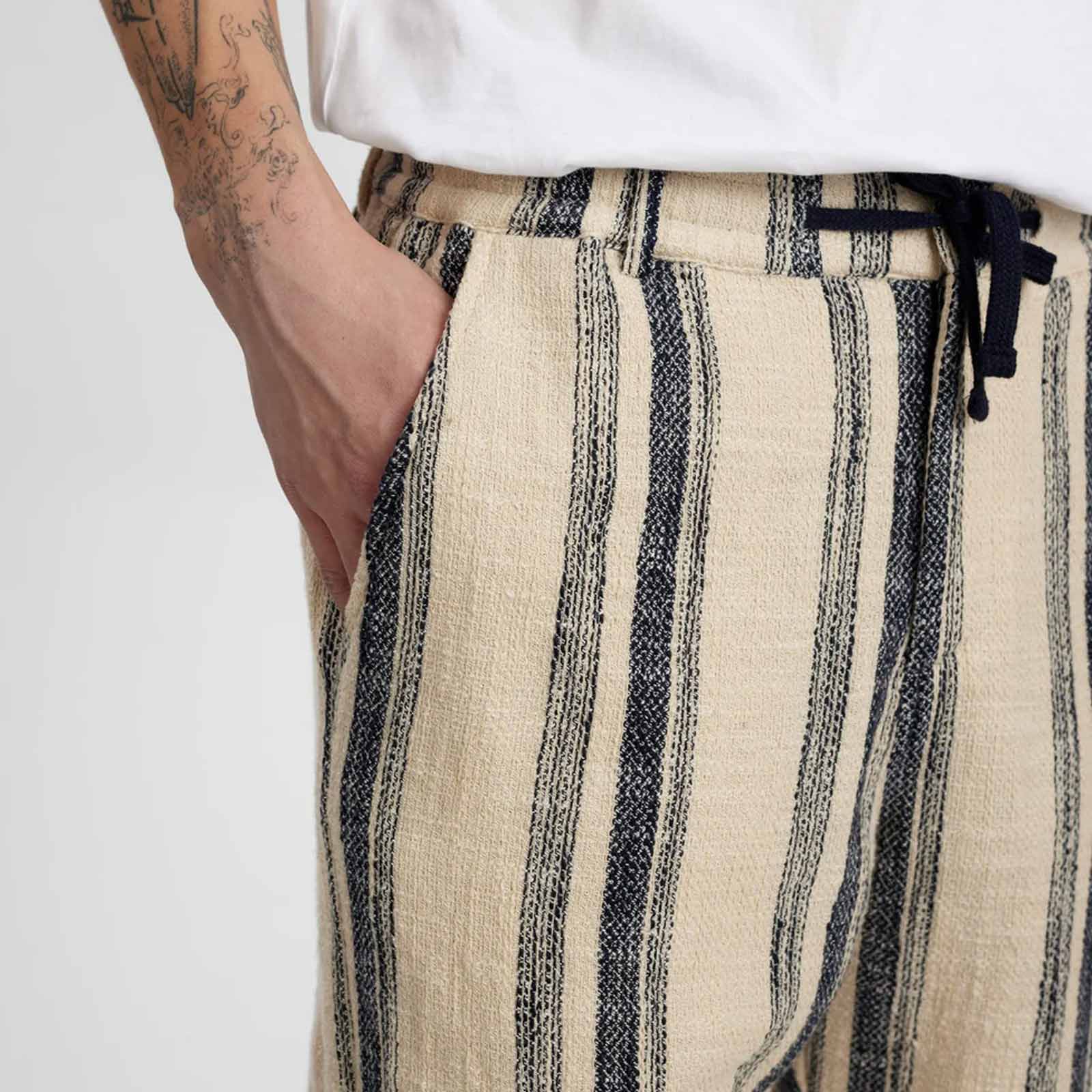 Akjan Structure Shorts 9503 tofu