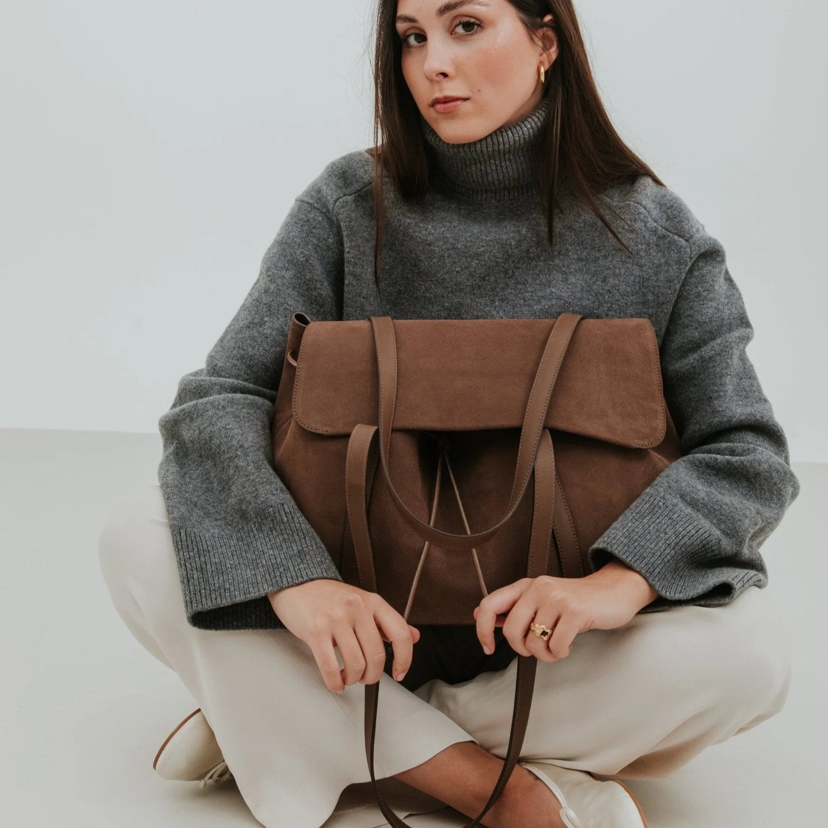 The Greatest Shopper Suede Mix mocha