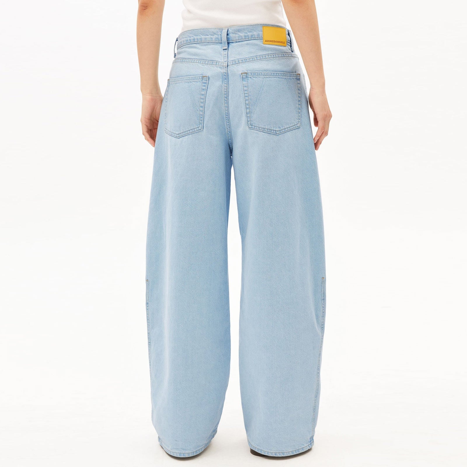 Aalthea Barrel Jeans barrea Armedangels