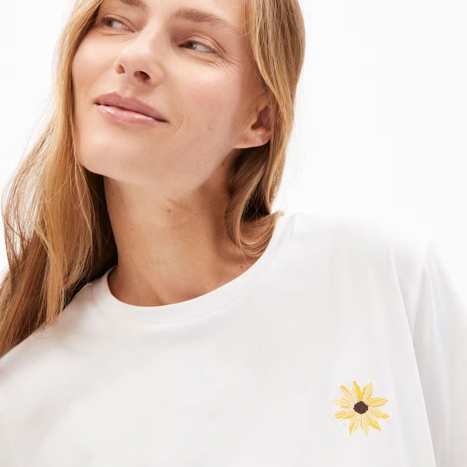 Lualaa Flower Tee white/early yellow Armedangels