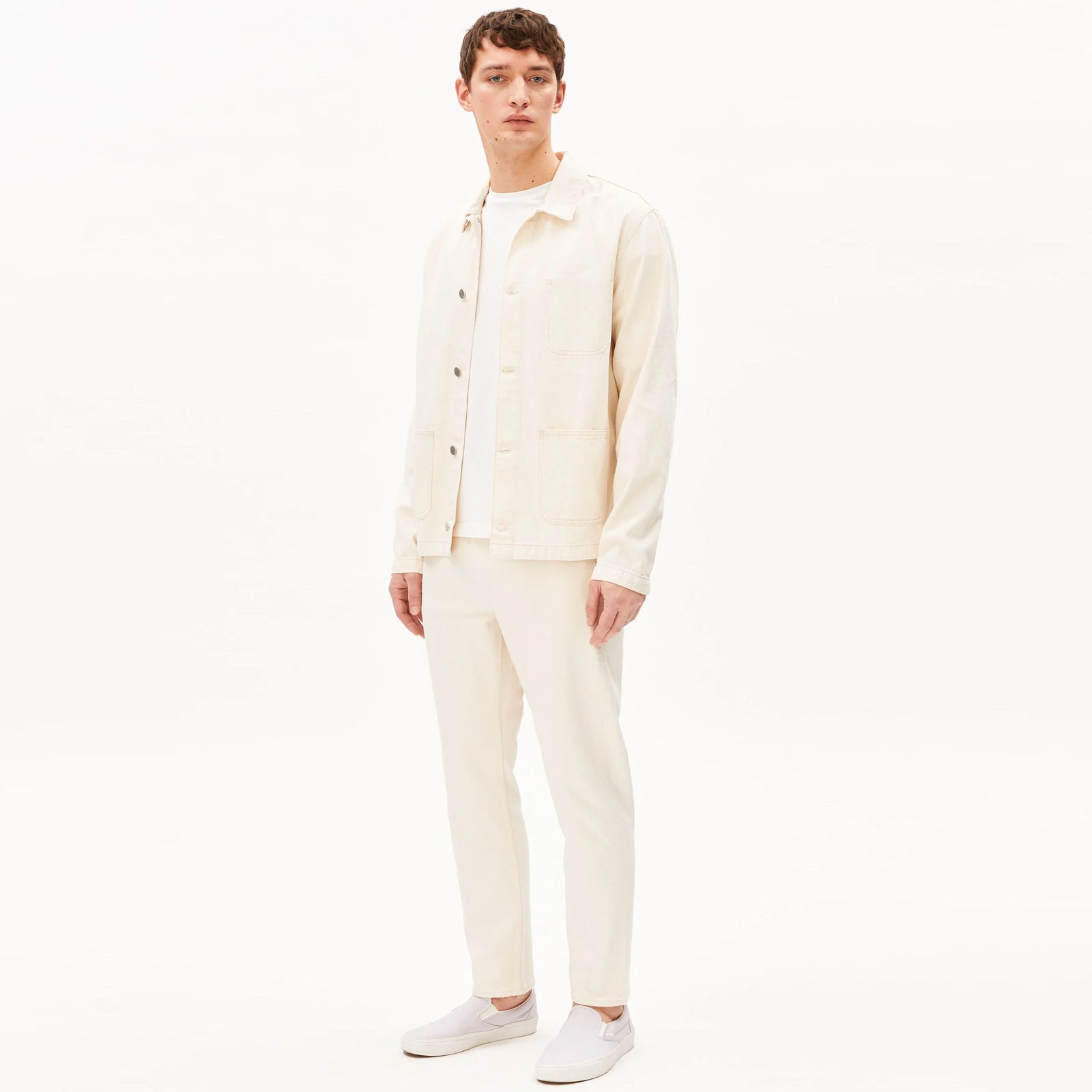 Maakx Relaxed Tapered Jeans undyed Armedangels