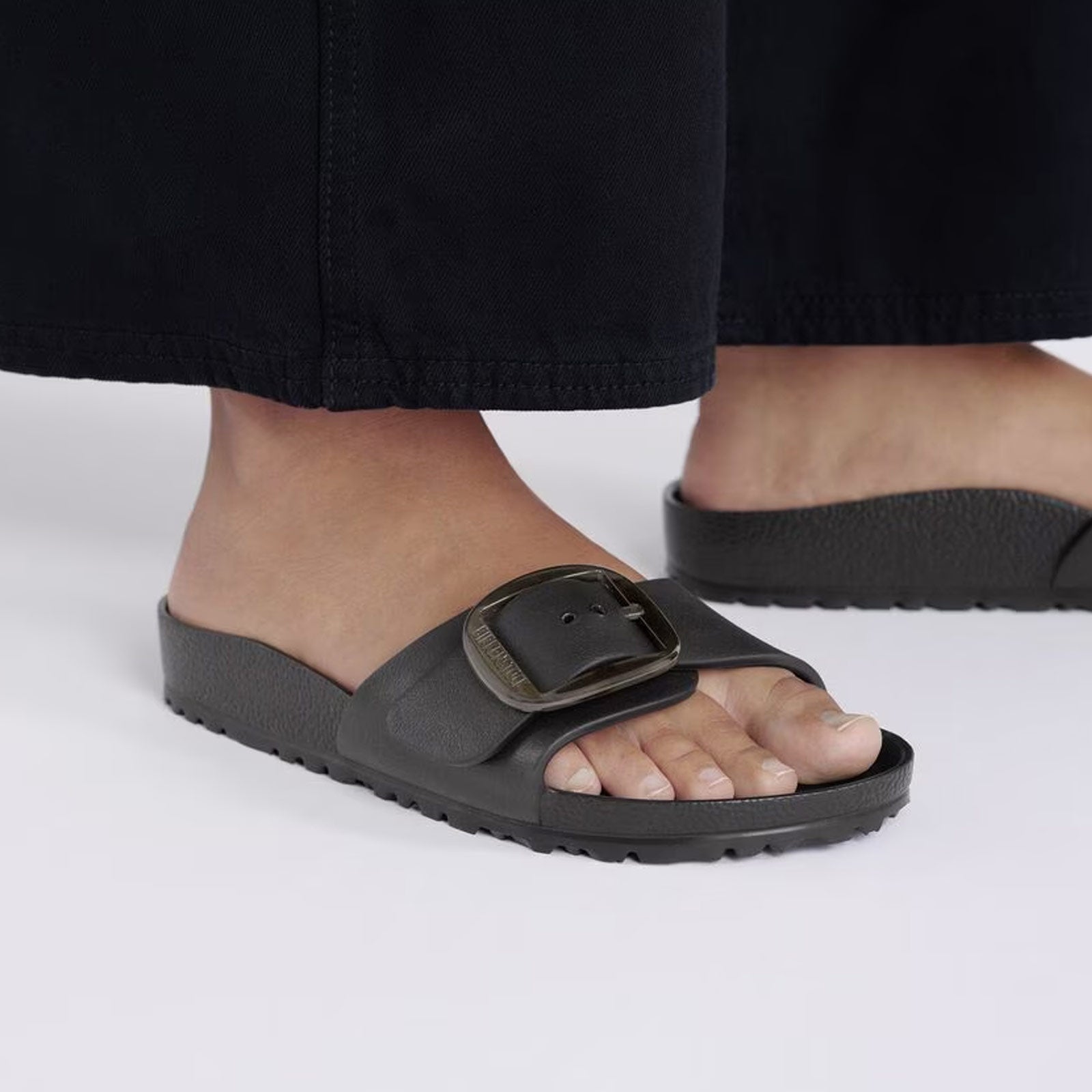Madrid Big Buckle EVA Narrow Fit black