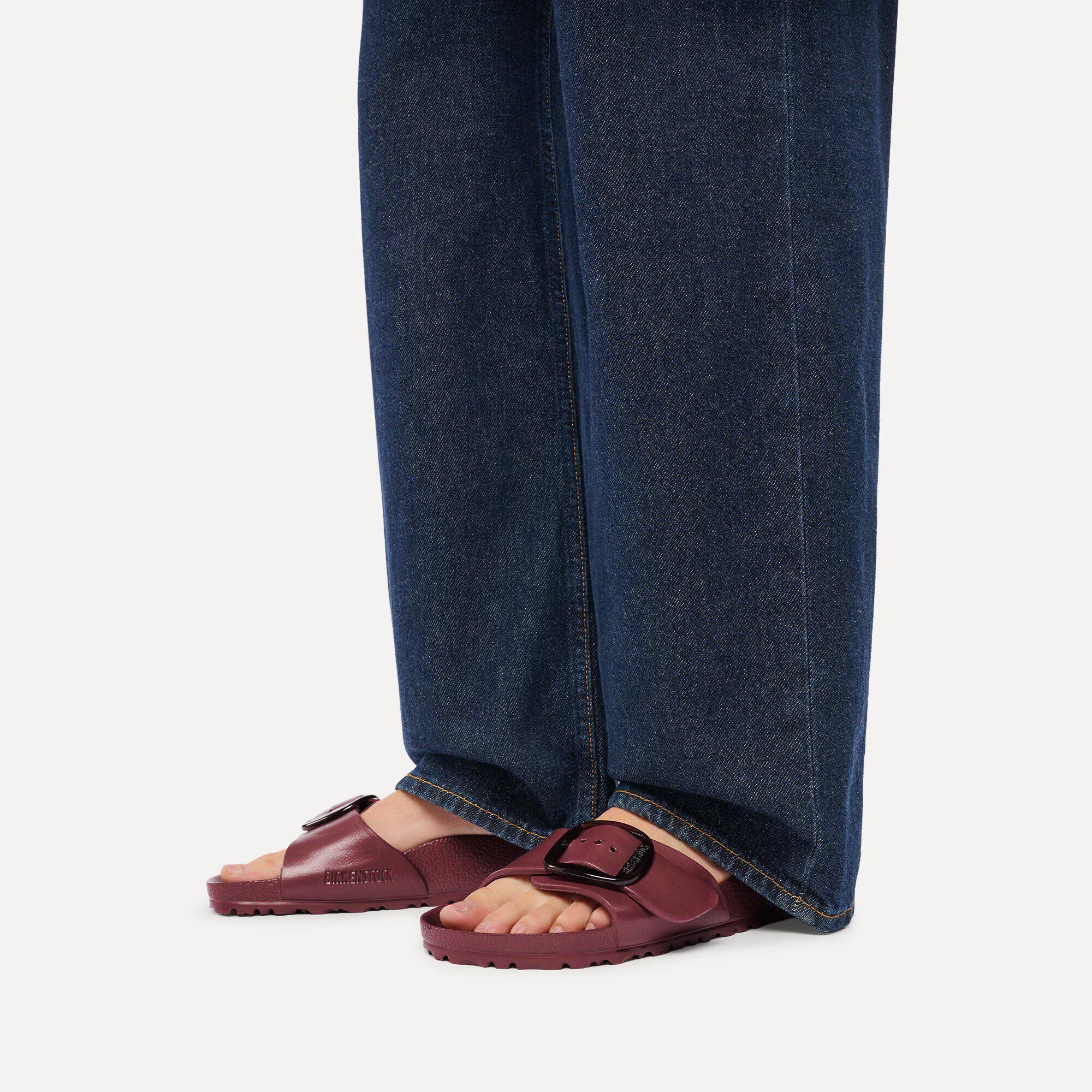 Madrid Big Buckle EVA Narrow Fit zinfandel