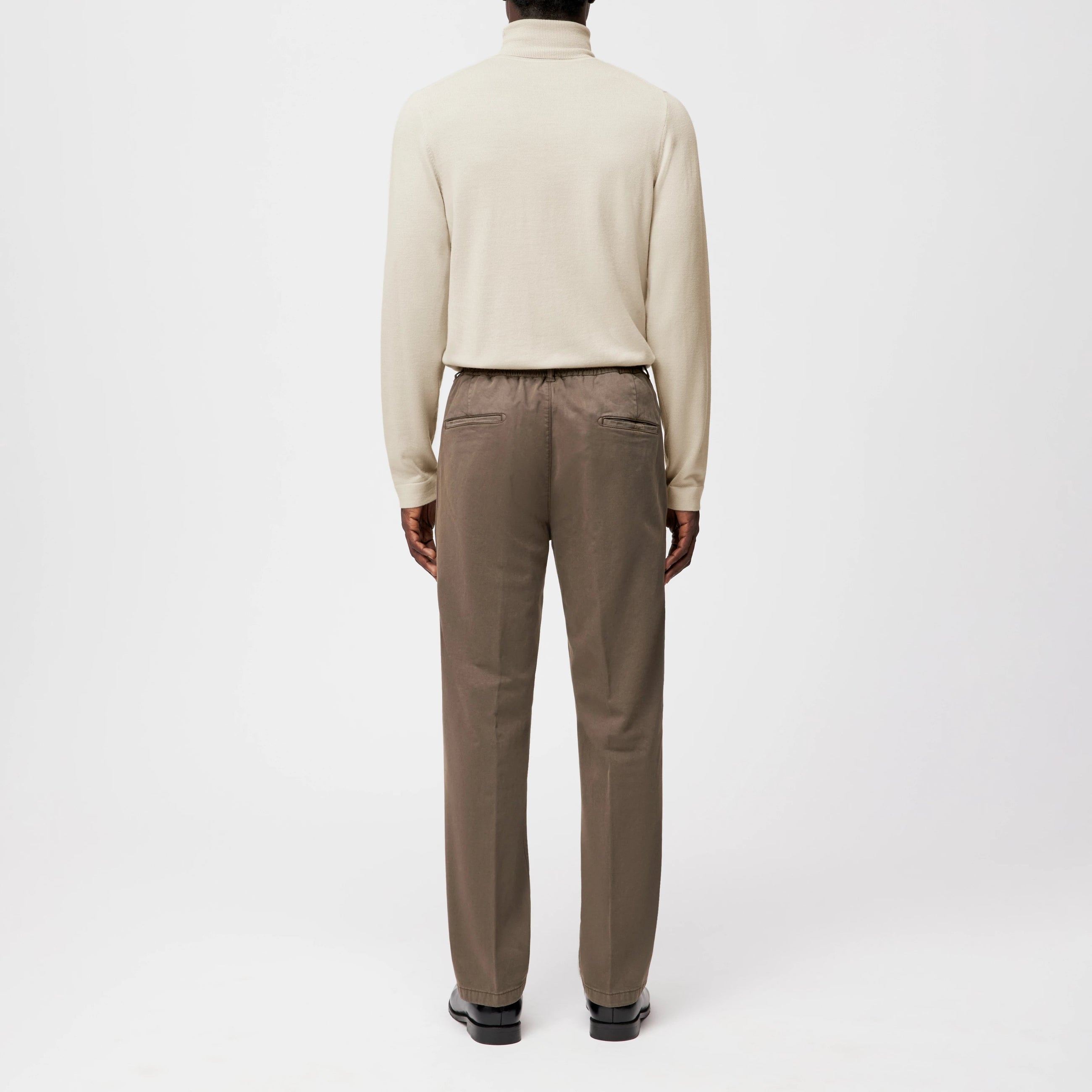 Chasy RGLR Pants 270135 faded olive Drykorn