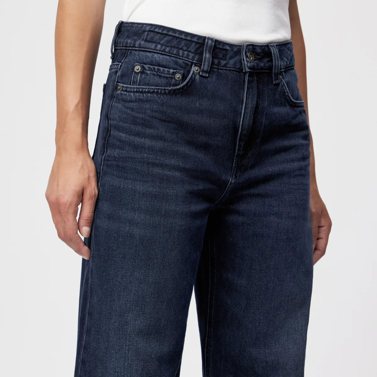 Medley Jeans 260163 midnight blue Drykorn