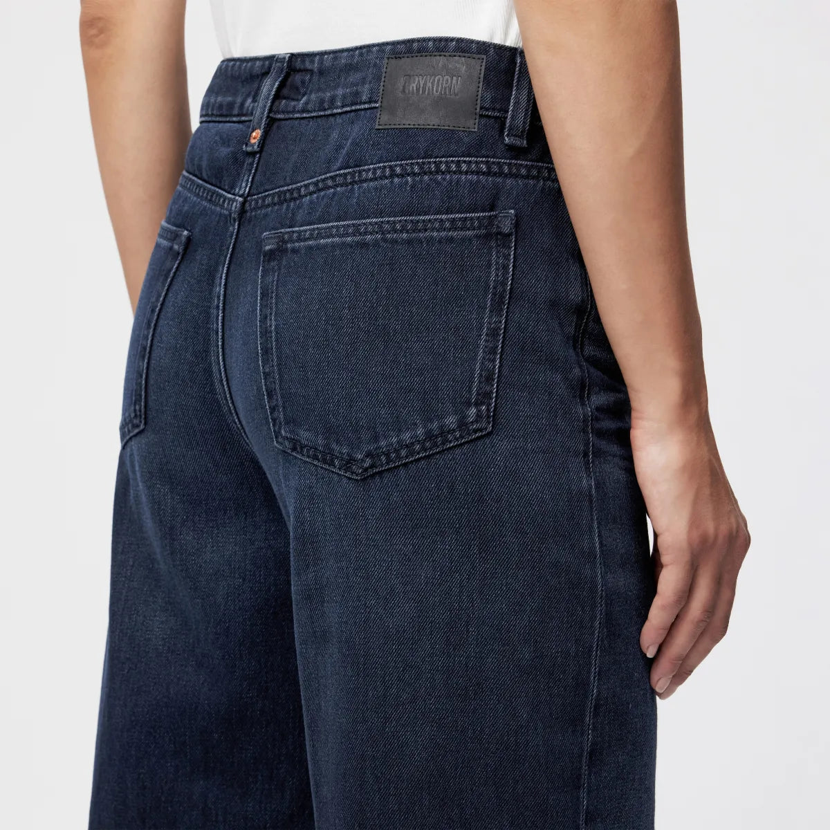 Medley Jeans 260163 midnight blue Drykorn