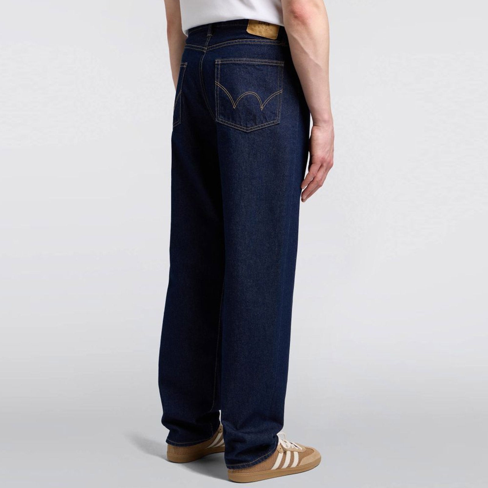 Loose Fit Kaihara Openend Denim 12 oz blue rinsed