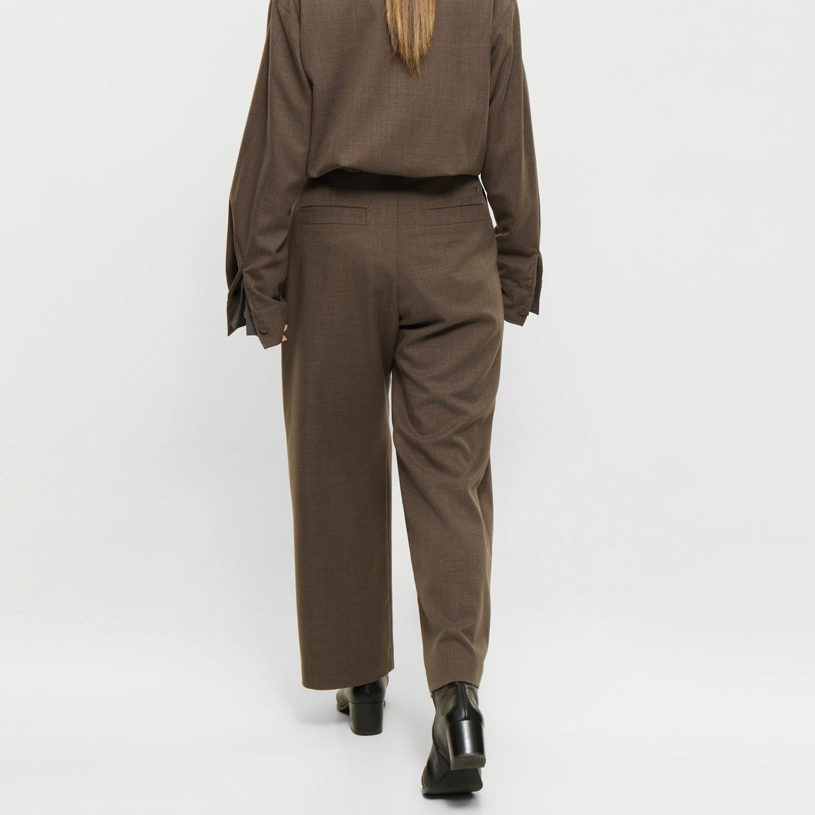 Admira TactileWeave Pants brown melange