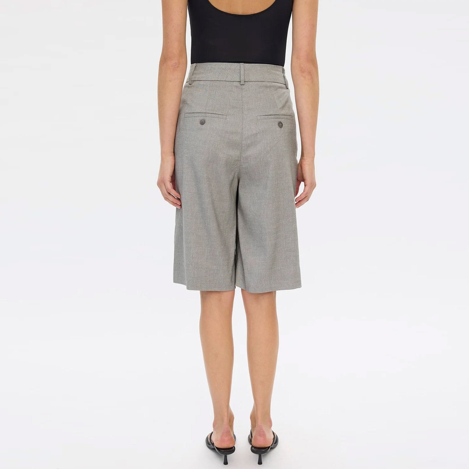LauraFV 254 Long Shorts olive mist Five Units