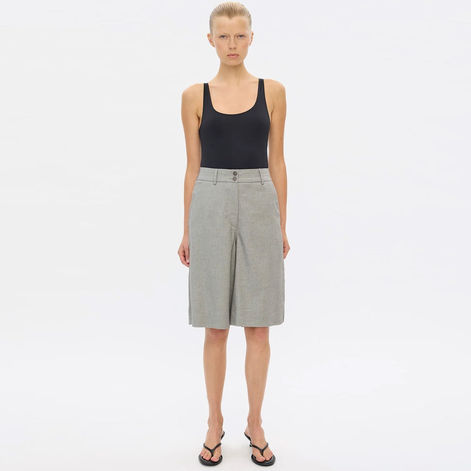LauraFV 254 Long Shorts olive mist Five Units