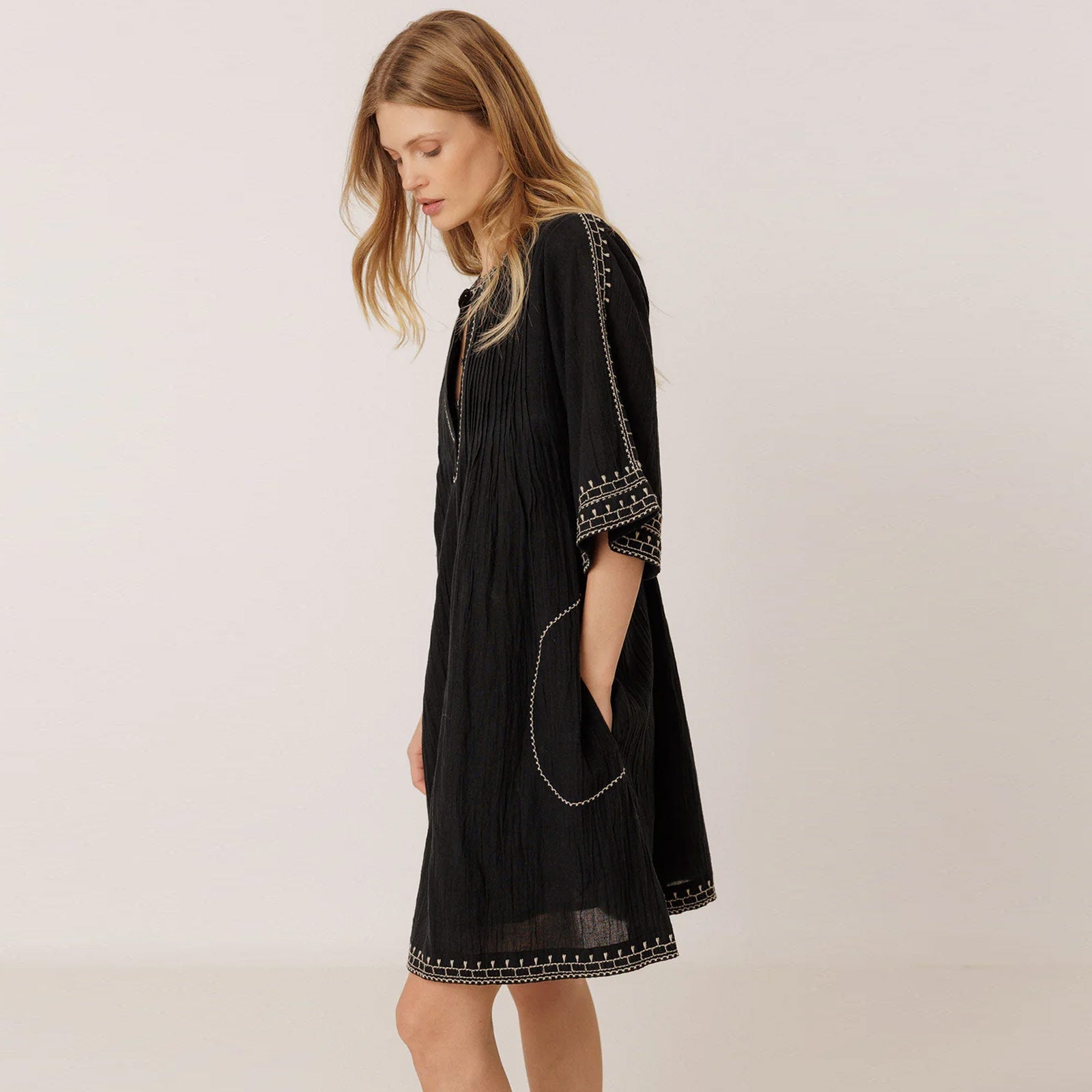 Cotton Dress negro INDI&COLD