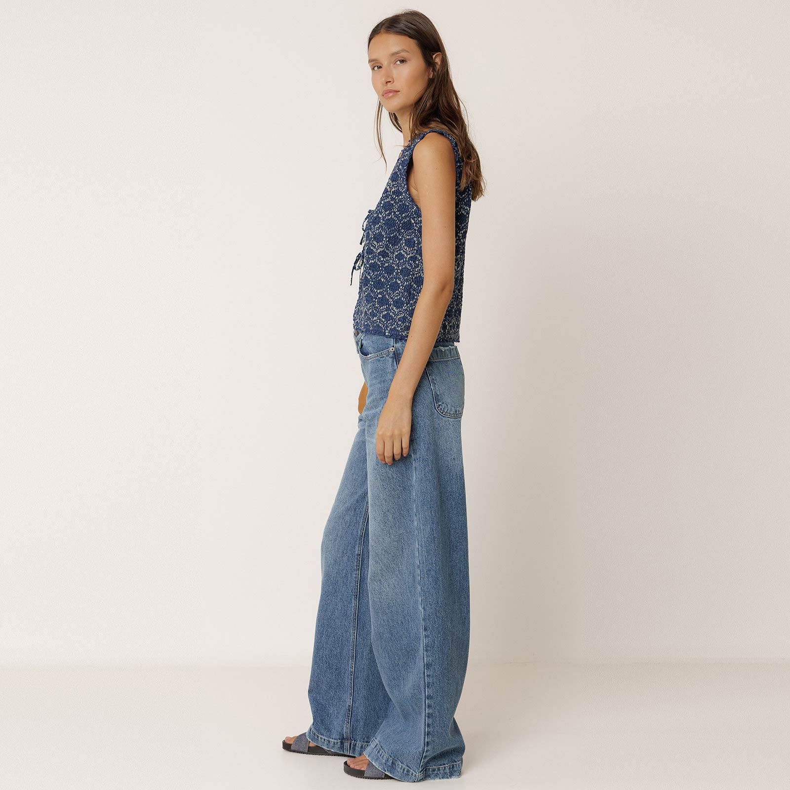 Crinkle Lace Vest indigo INDI&COLD