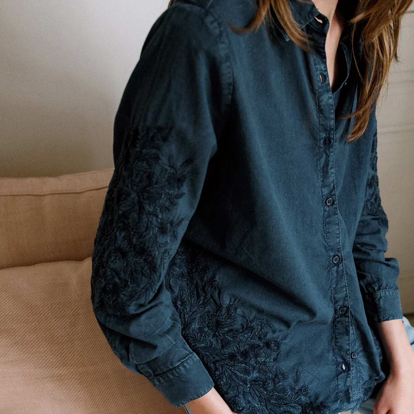 Embroidery Cotton Blouse marino INDI&COLD