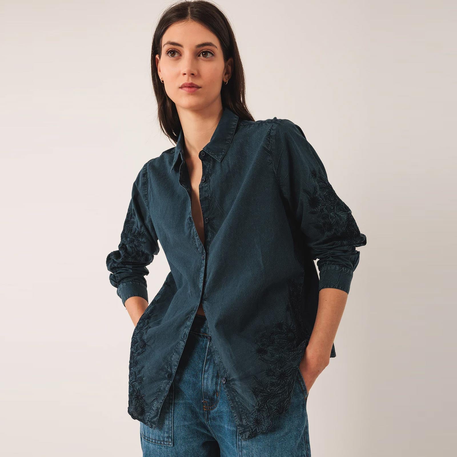 Embroidery Cotton Blouse marino INDI&COLD