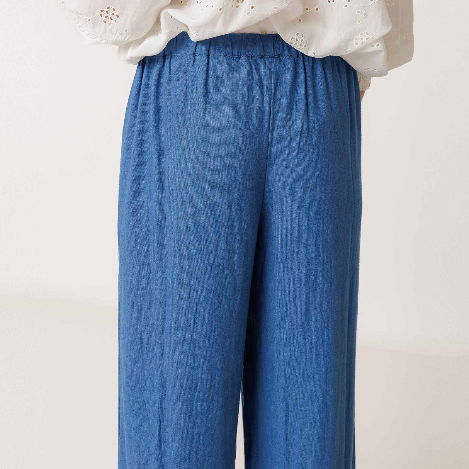 Eyelet Embroidered Pants azul britanico INDI&COLD