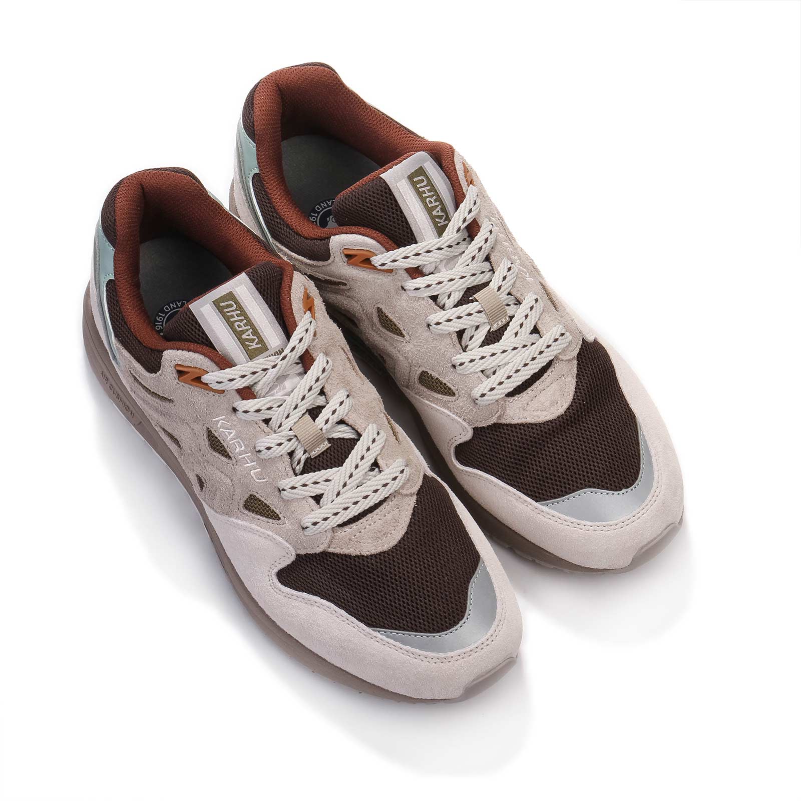 Legacy 96 white sand/beech Karhu