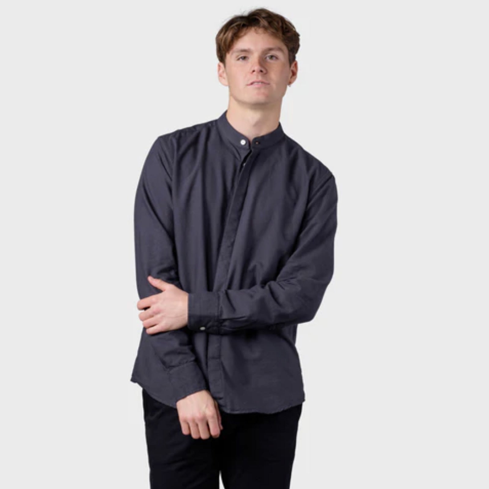 Simon Shirt navy Klitmøller Collective
