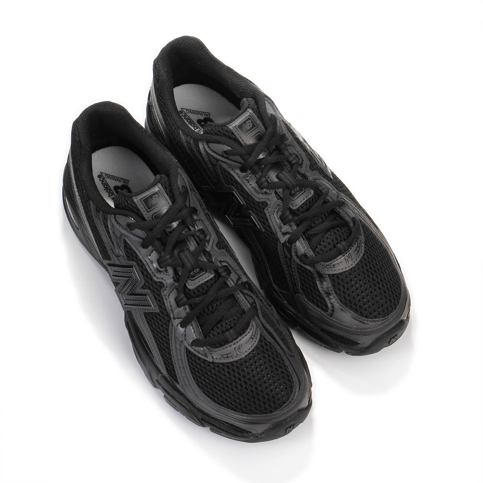 U740 BO2 black