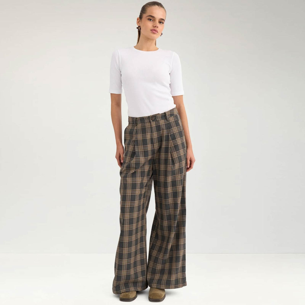 Nukamala Pants dark grey melange