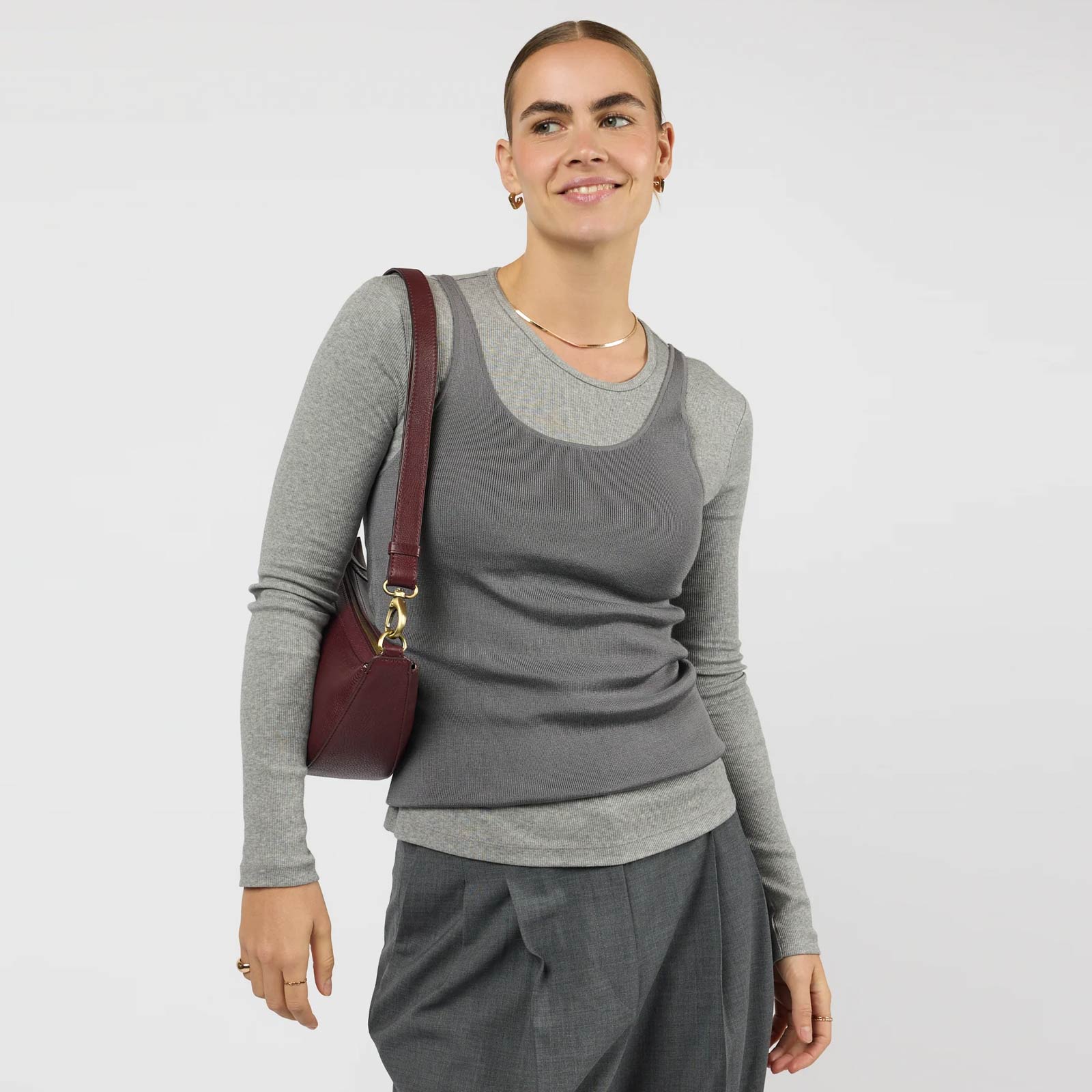 Leo Midi Soft Grain Leather Bag dark cherry O My Bag