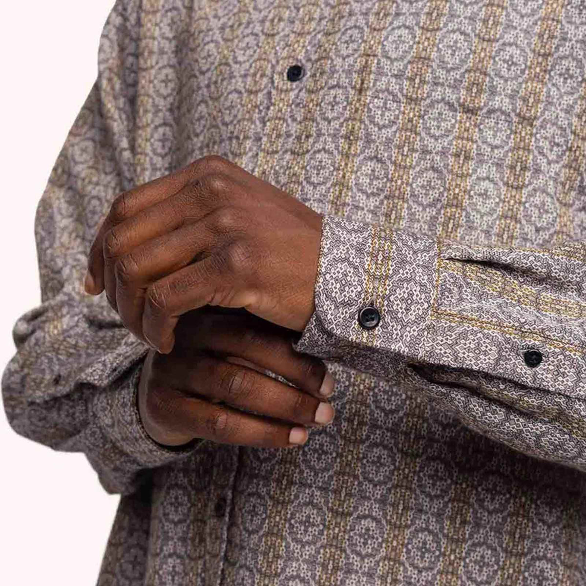 Nago Shirt grey print