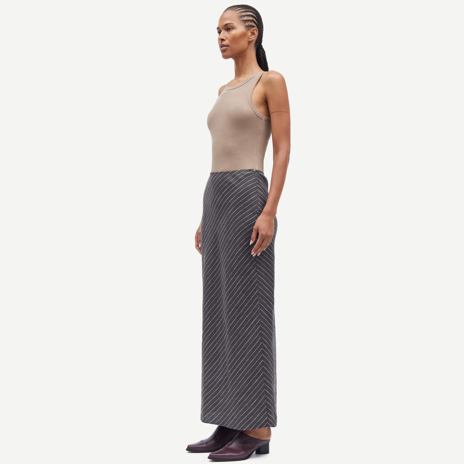 Saagneta Long Skirt 14329 beluga st.
