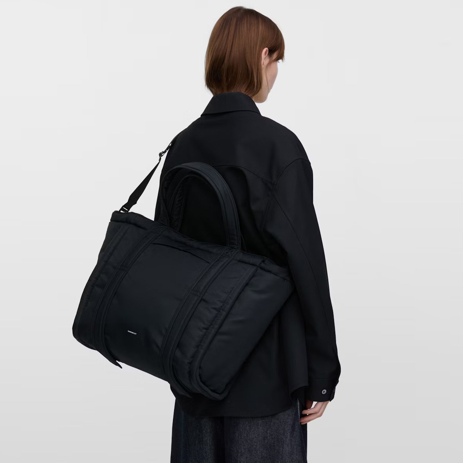 Curve Tote Bag black Sandqvist