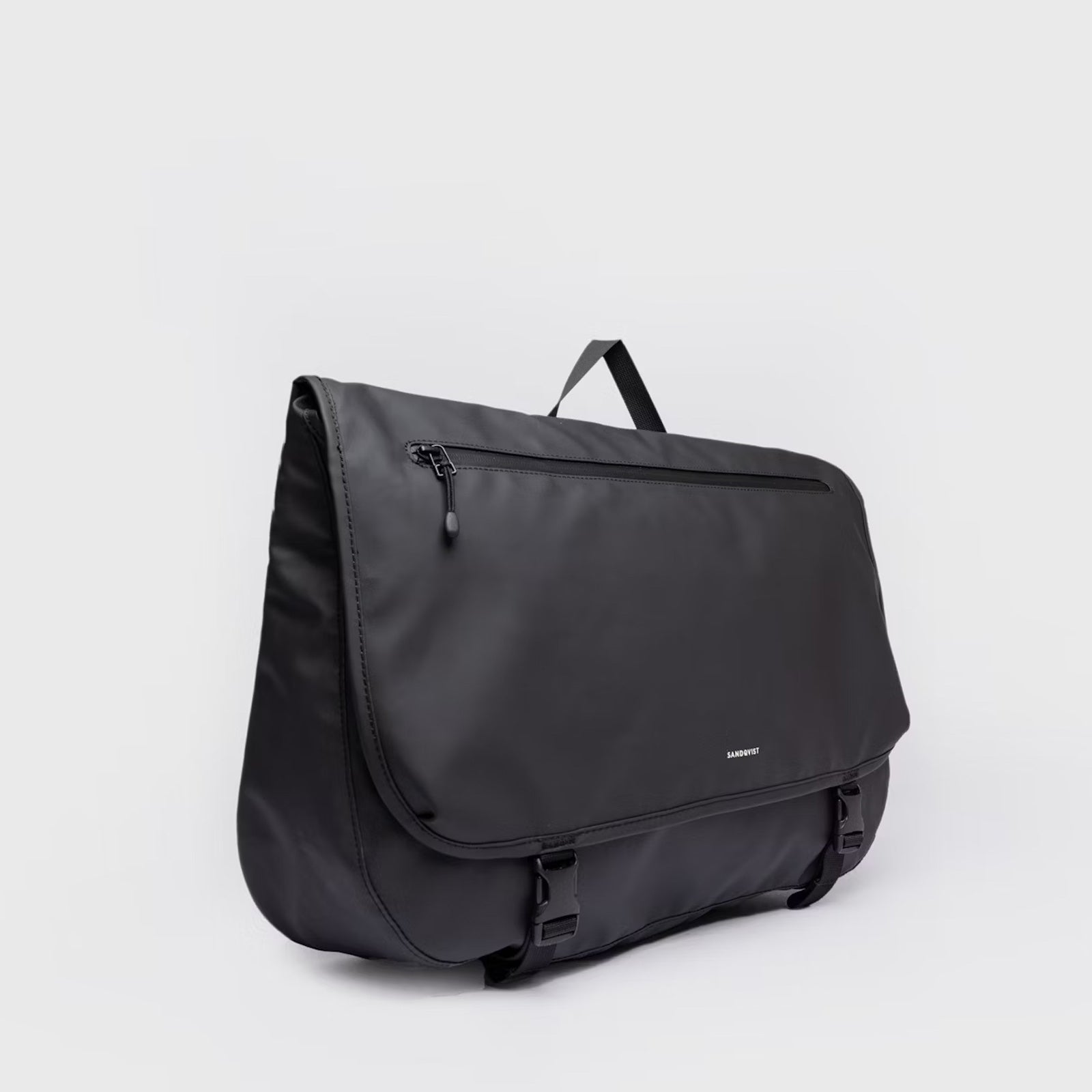 Stream Messenger Bag black Sandqvist