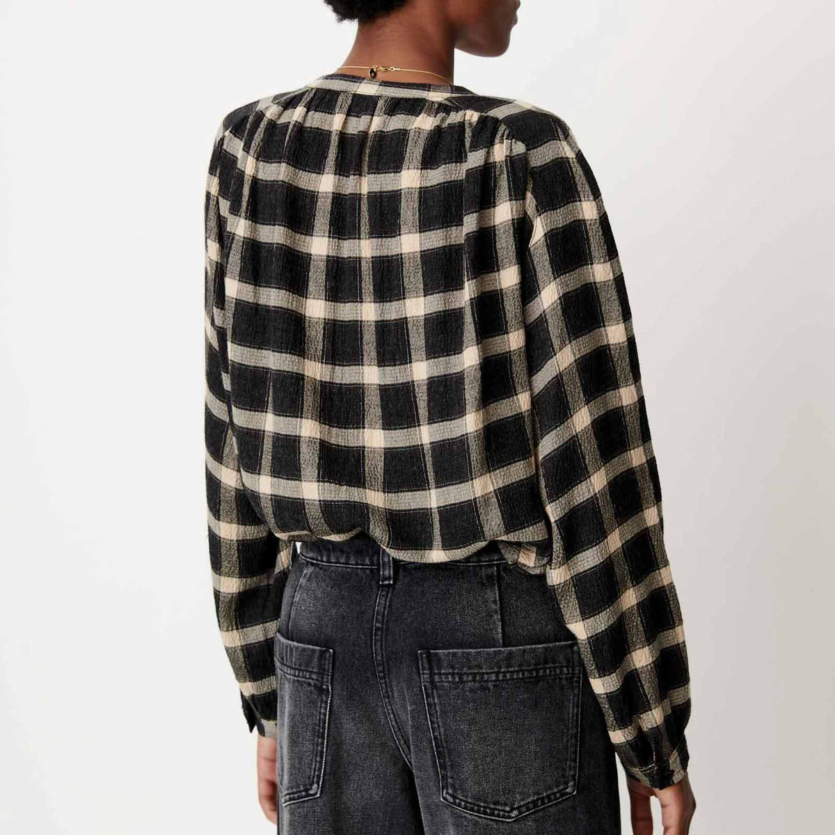 Nicolas Blouse graffitsand
