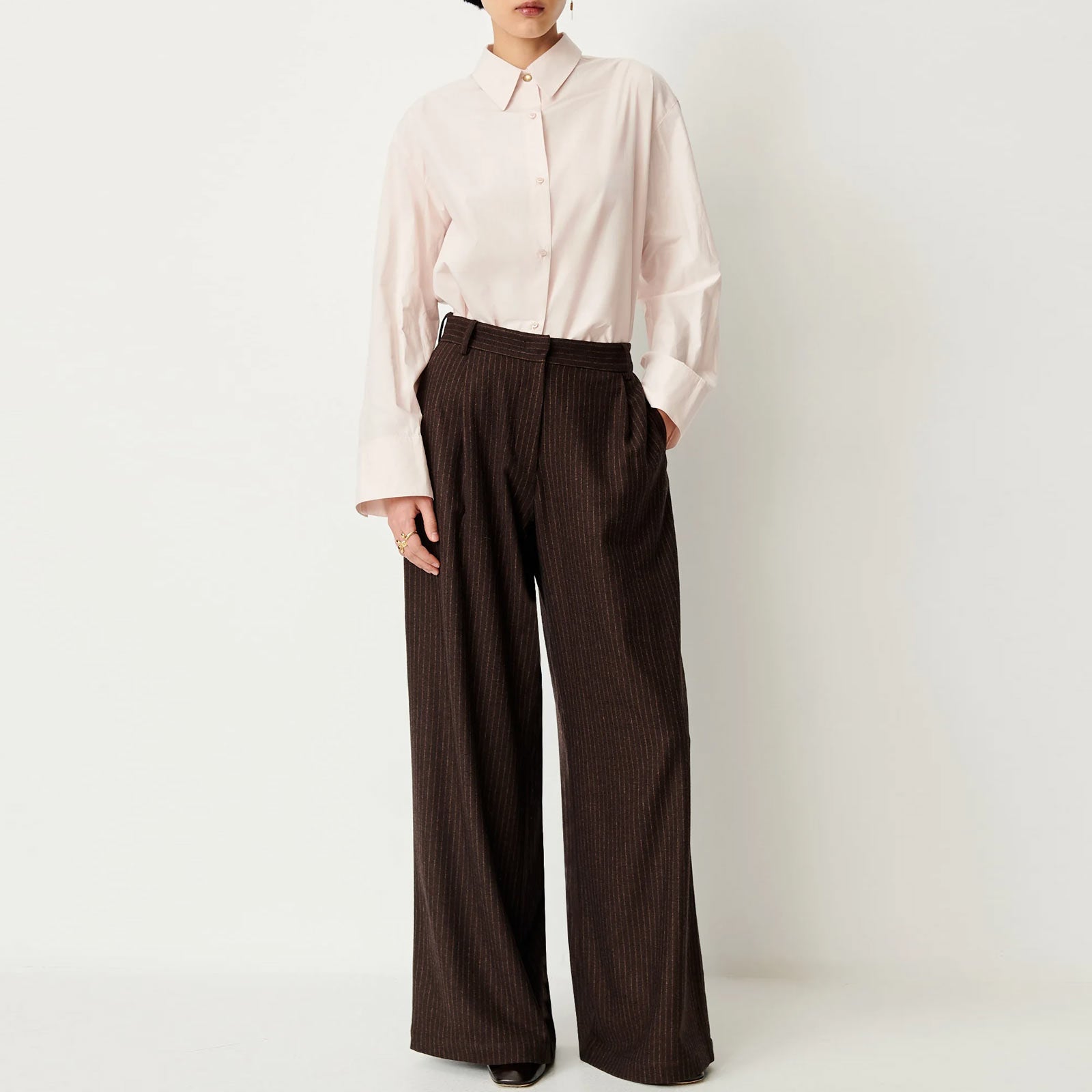 Orozco Pants pause cafe
