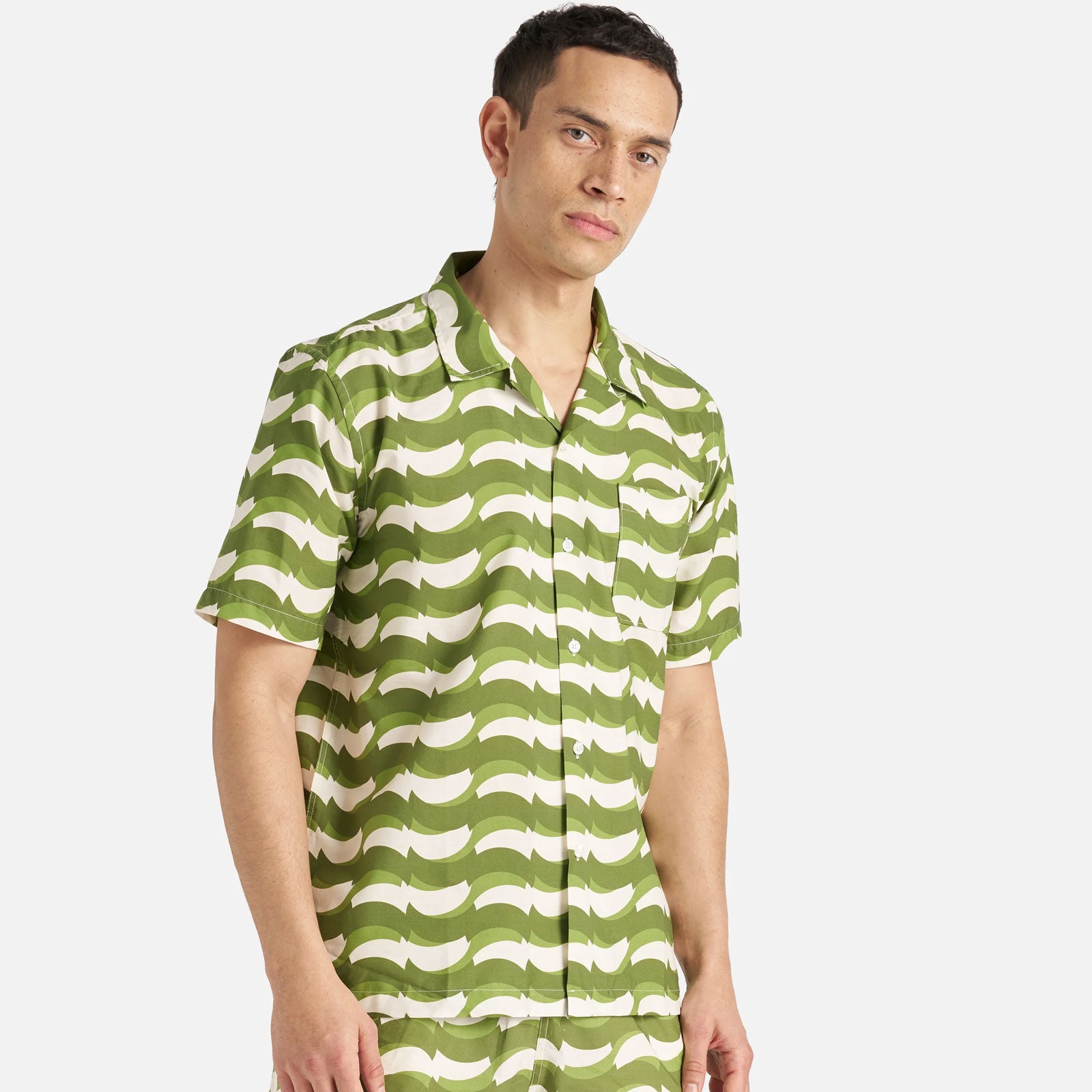 Road Shirt Geo Wave Print green