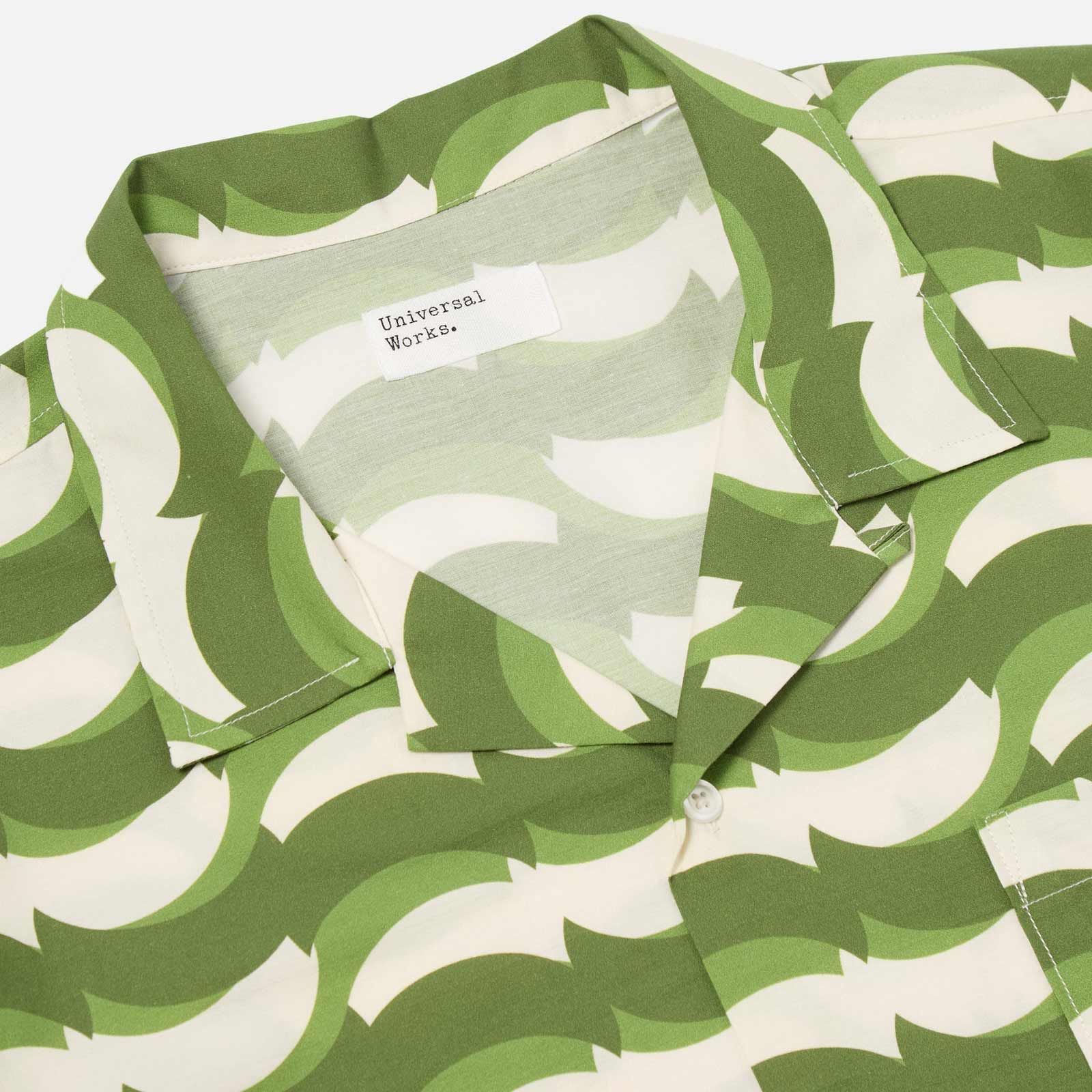 Road Shirt Geo Wave Print green