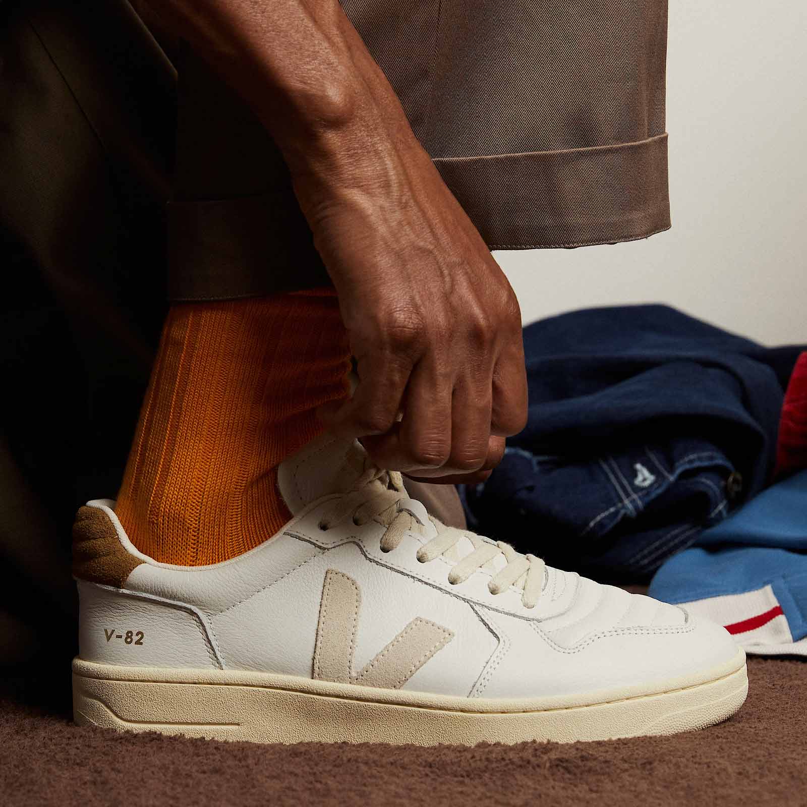 V-82 II white/pierre/tent Veja