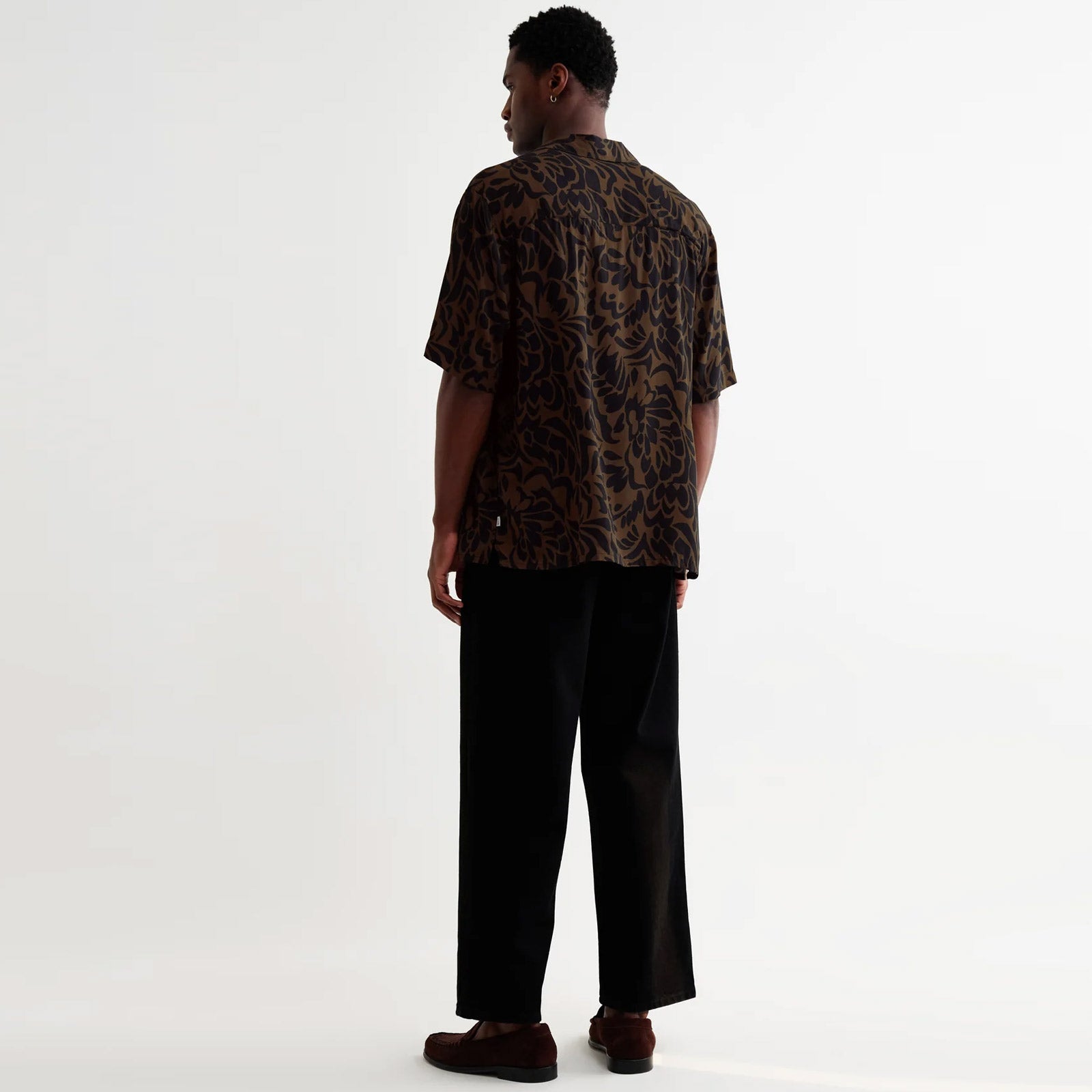 Didcot S/S Two Tone floral Shirt black/brown Wax London