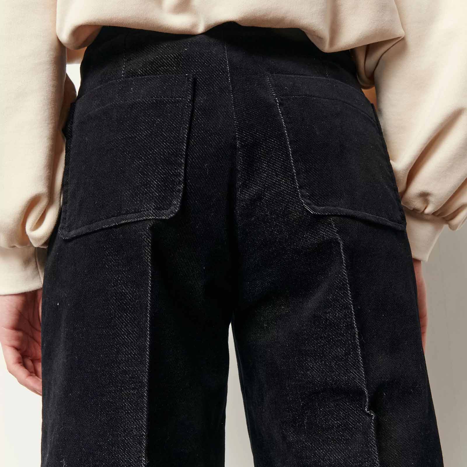Alvelvet Pants black