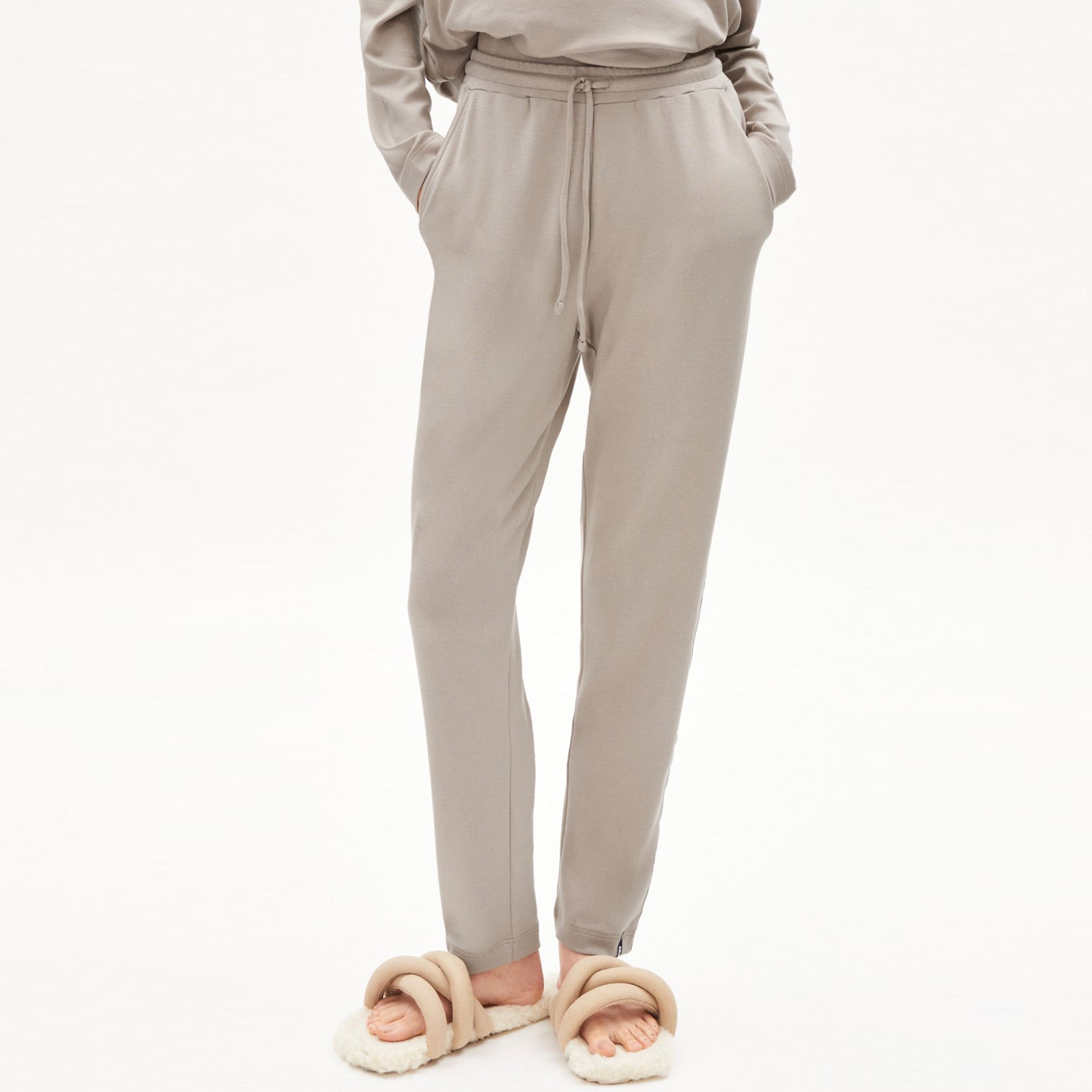 Kaaia Pants moon rock