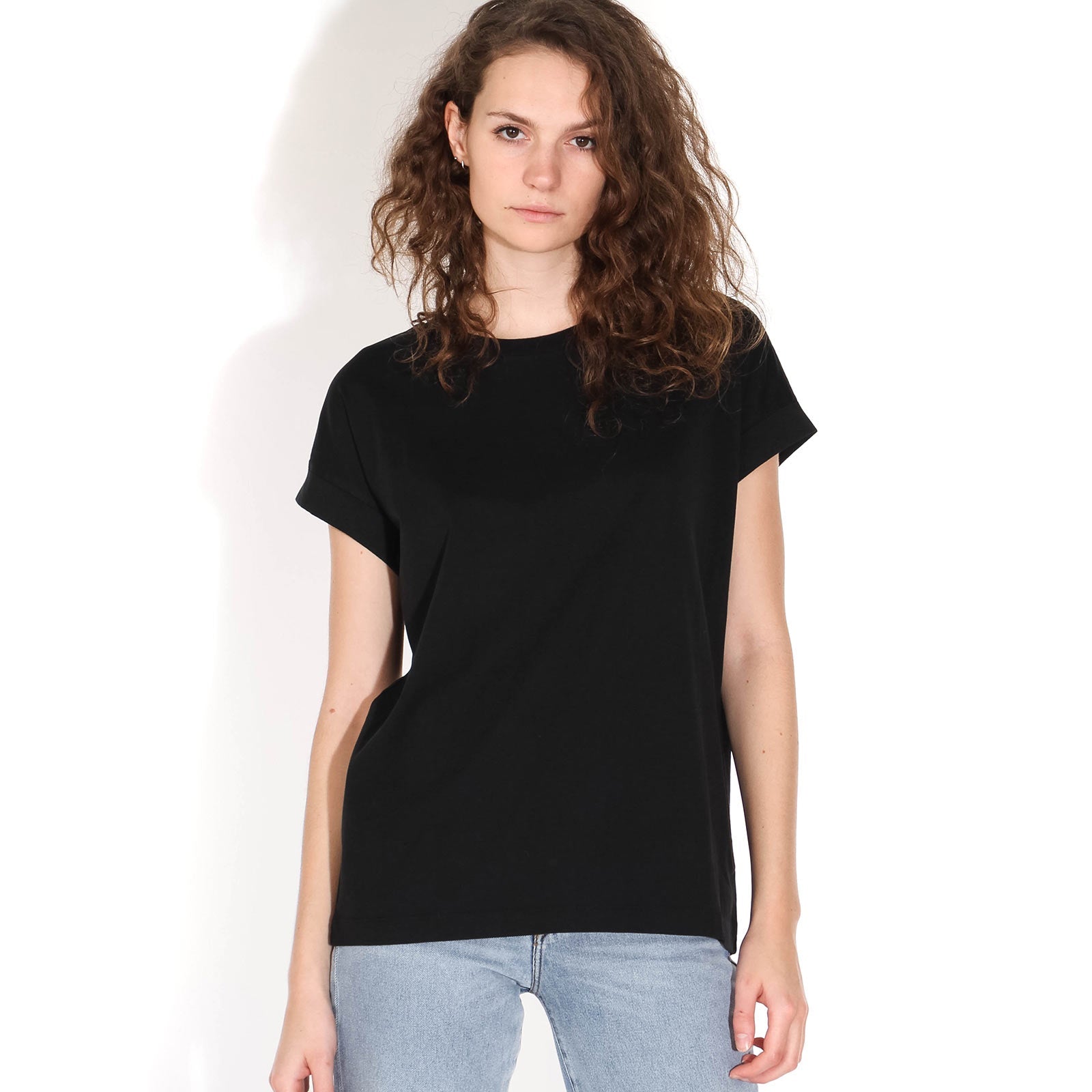 Idaara Tee black Armedangels