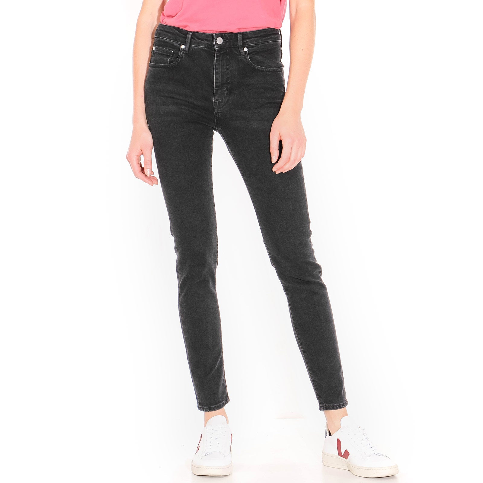 Tillaa Jeans washed down black Armedangels