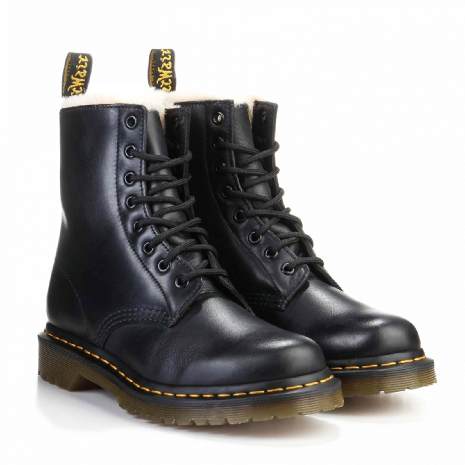 Serena Wyoming 8 Eye Boot black Dr.Martens