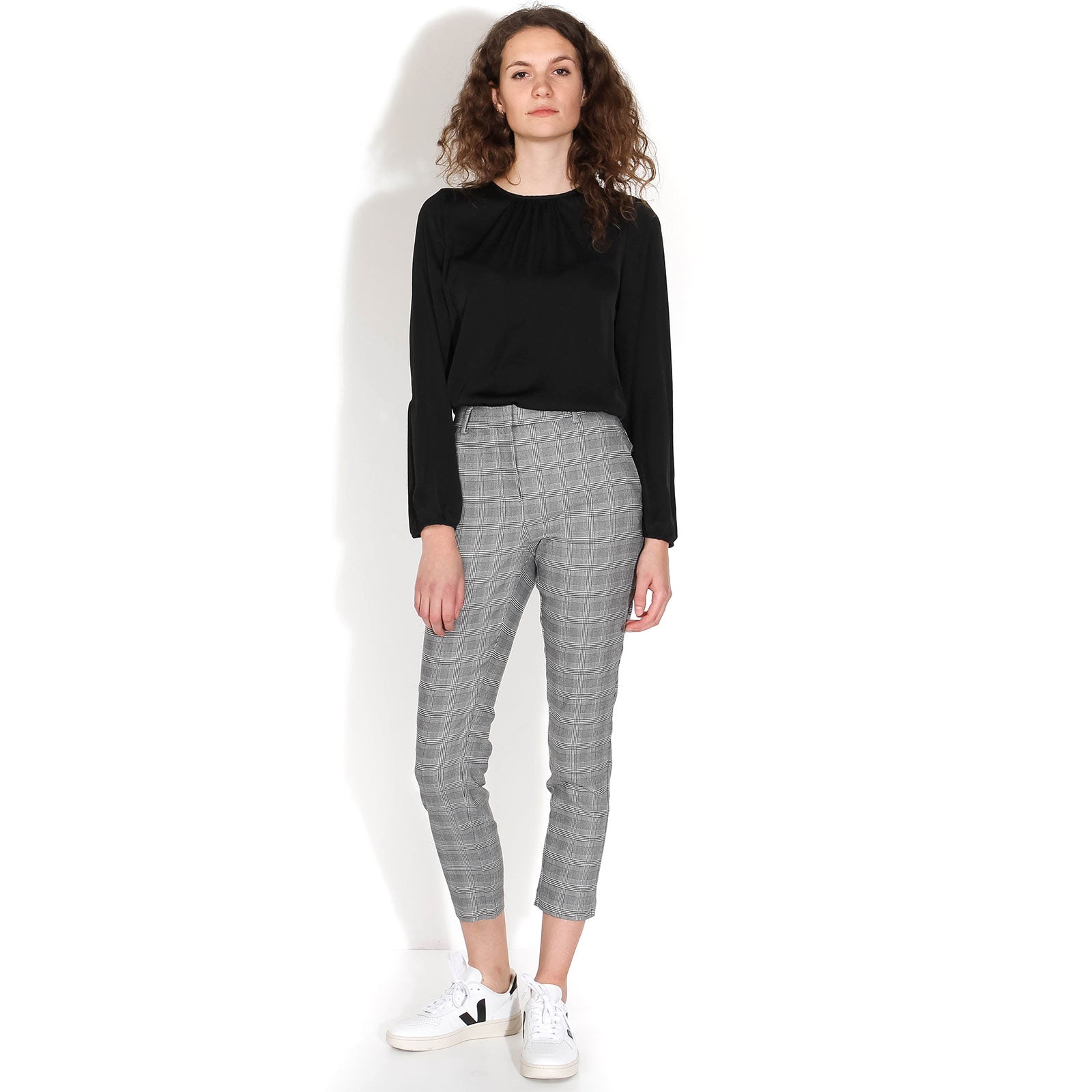 Kylie Crop black/white Five Units
