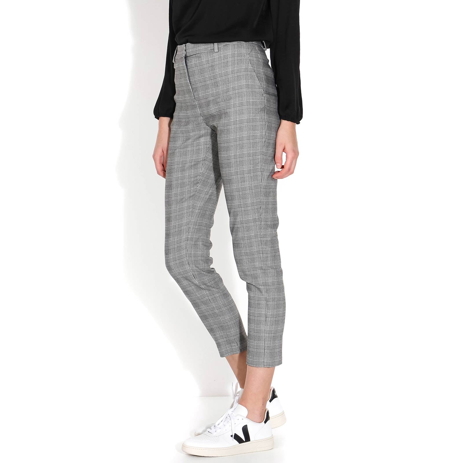 Kylie Crop black/white Five Units