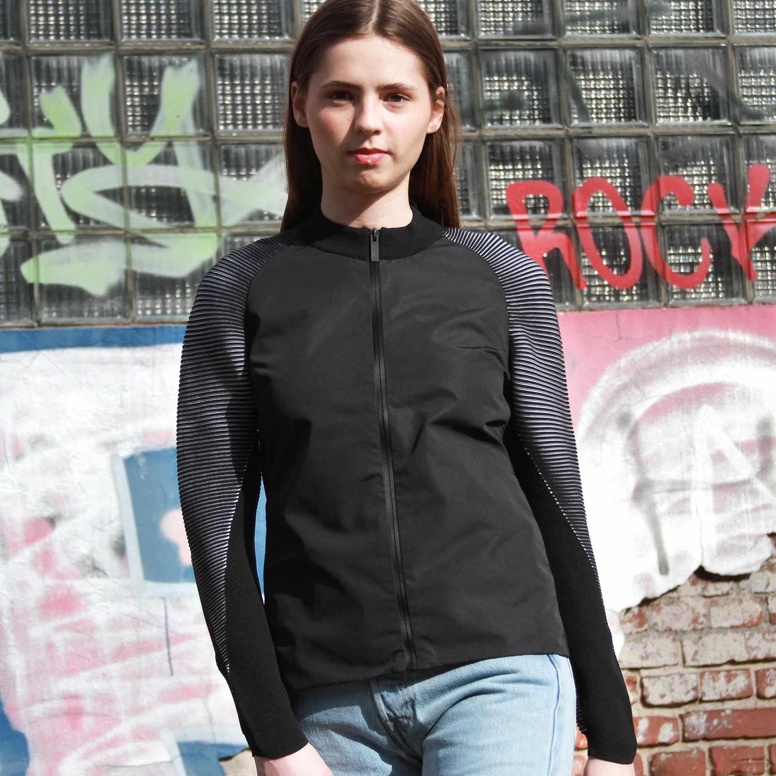 W Dynamic Reveel Jacket black