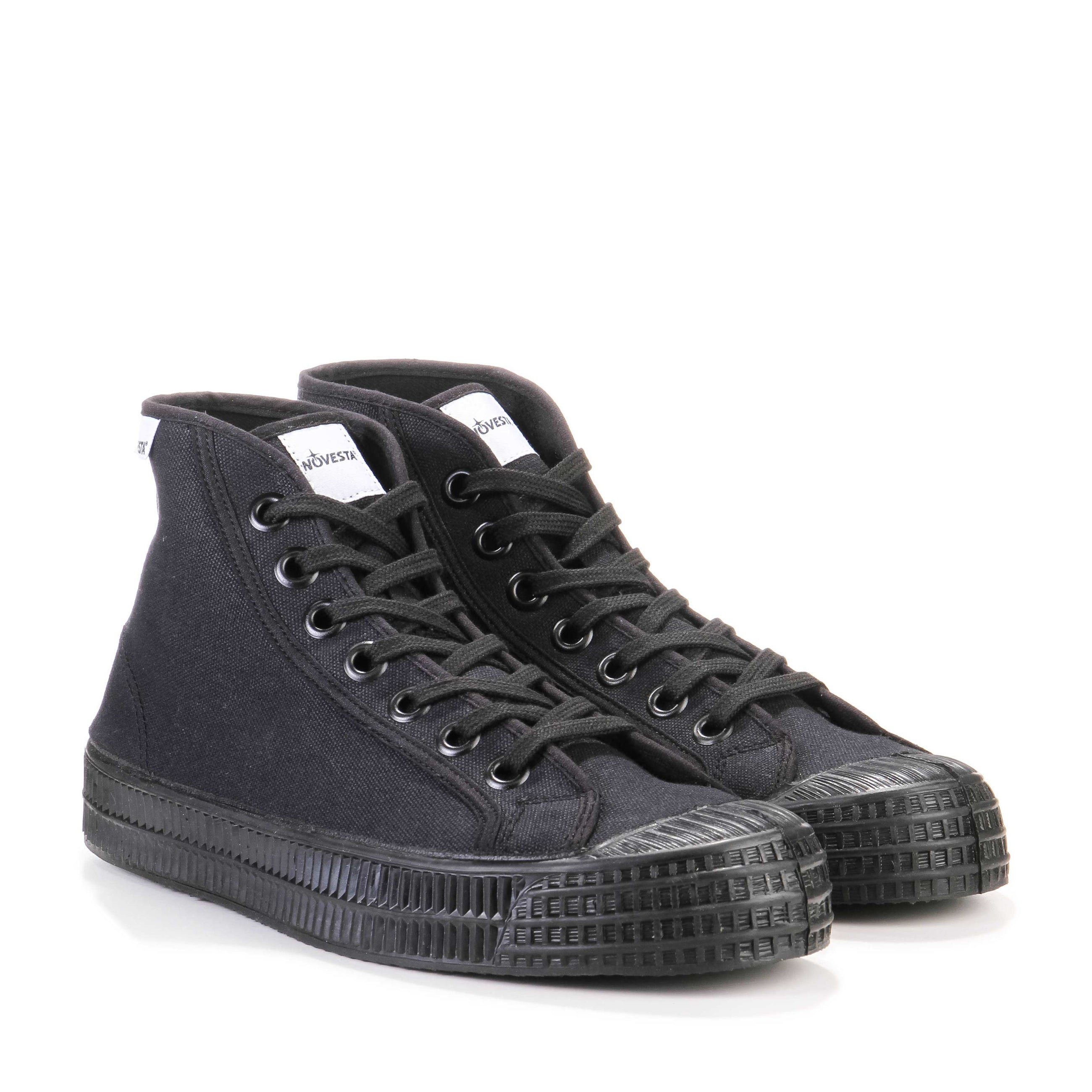 Star Dribble Shoe all black