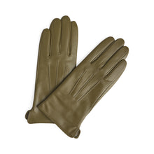 CariannaMBG Glove ivy green