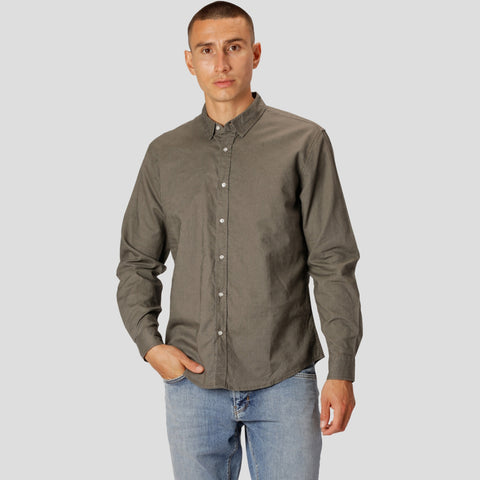 Clean Cut Linen Shirt dusty green