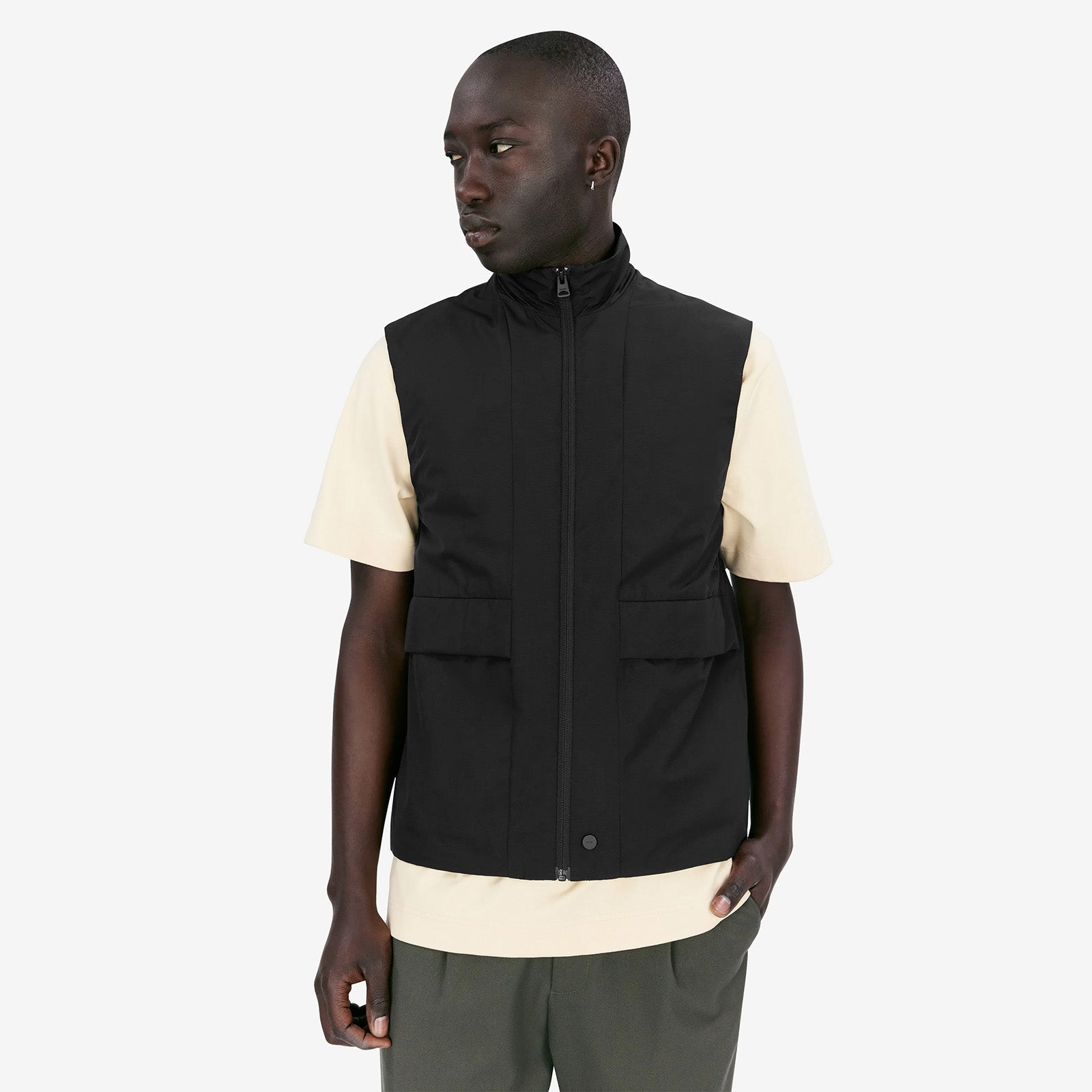 Brynden Vest black