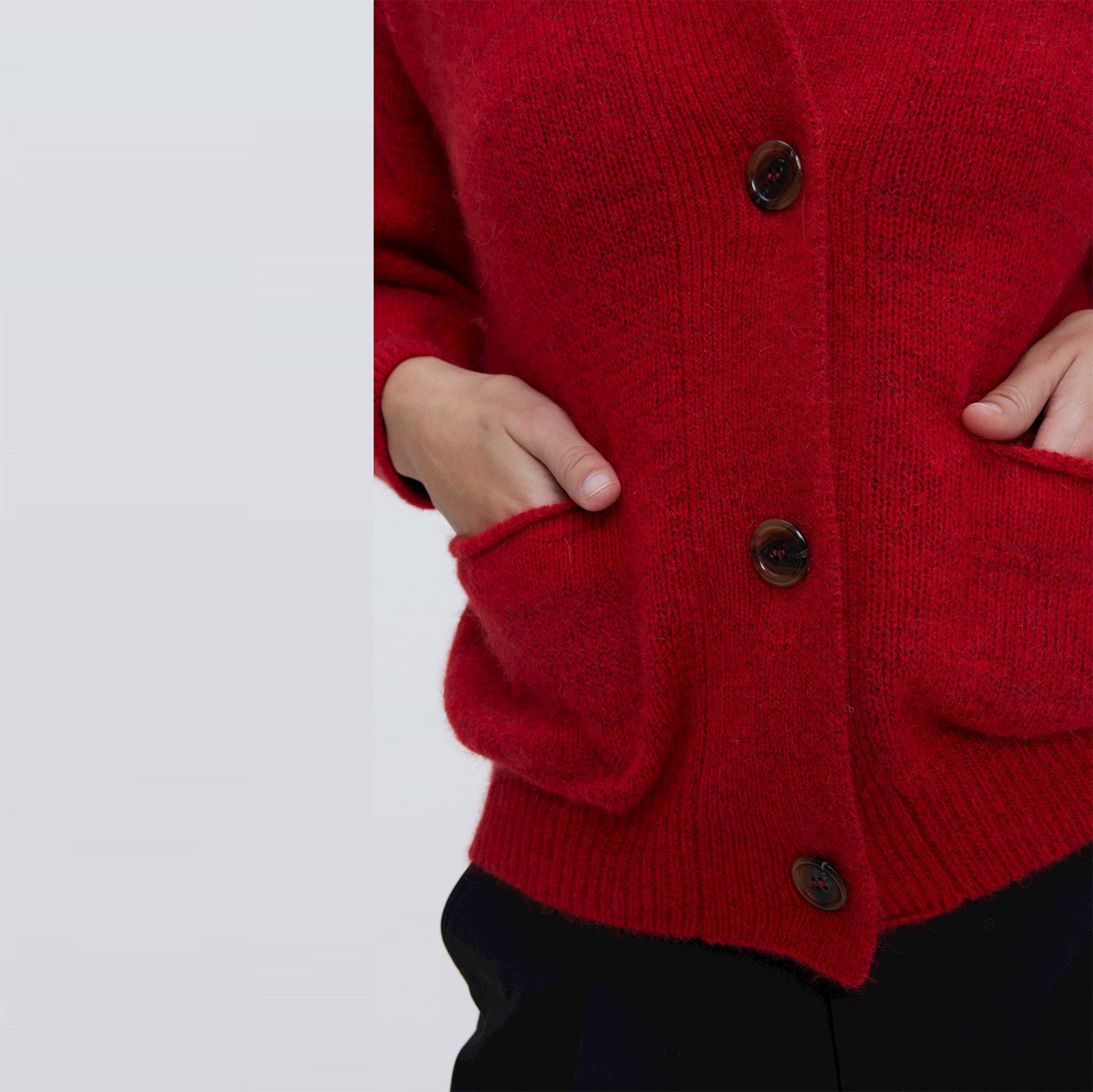 The Dolphin Cardigan red